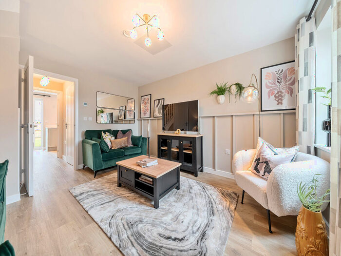 3 Bedroom Semi-Detached House For Sale In Anderson Way, Wick, Littlehampton, BN17