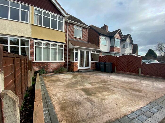 3 Bedroom Semi-Detached House To Rent In Douay Road, Birmingham, B24