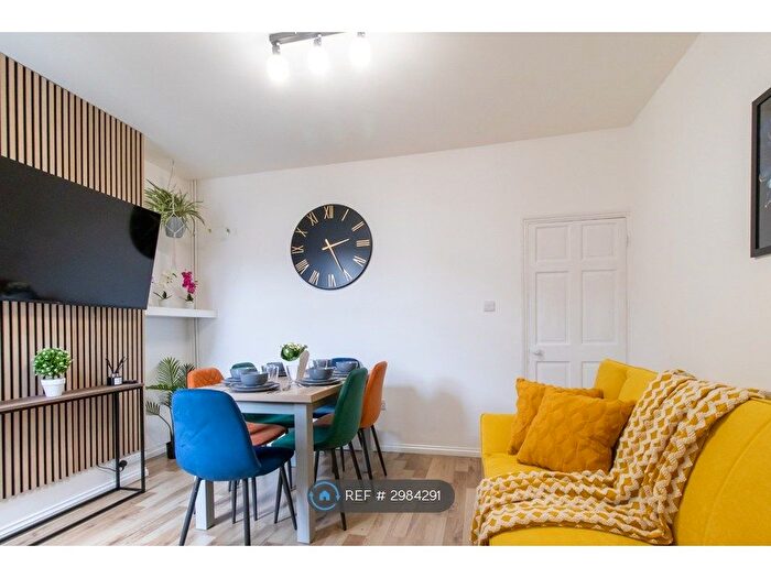 3 Bedroom Detached House To Rent In Winchester Road, Portsmouth, PO2