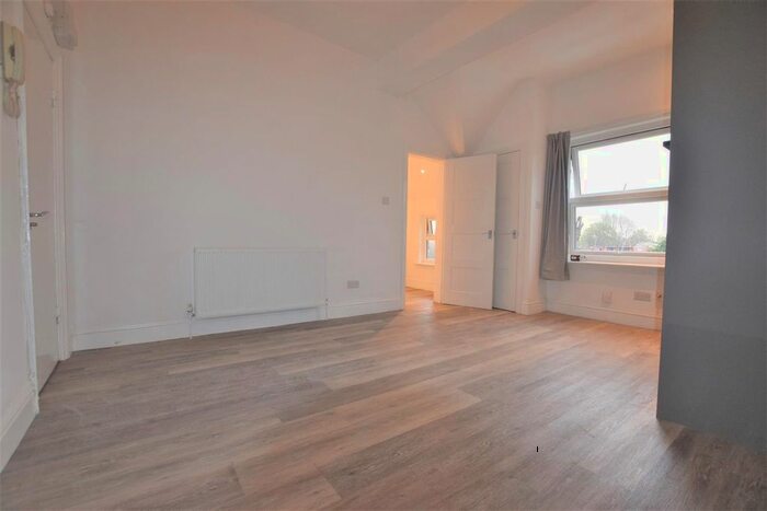 Studio To Rent In Ballbrook Avenue, Didsbury, Manchester, M20