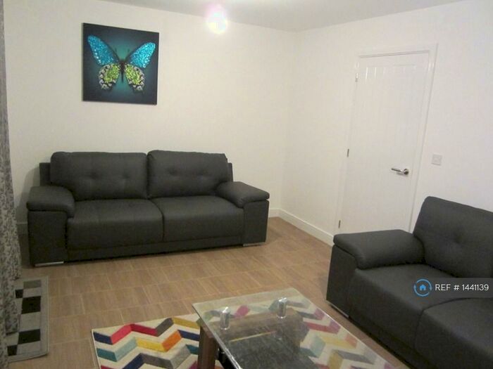 3 Bedroom Semi-Detached House To Rent In Varley Street, Manchester, M40