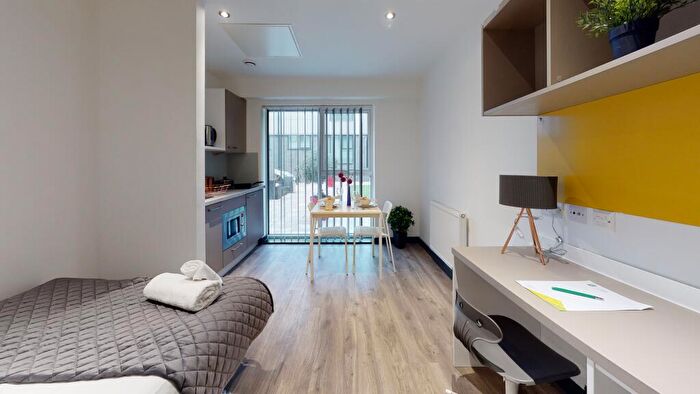 Studio To Rent In Large Studio, Opto Village, Luton, LU1