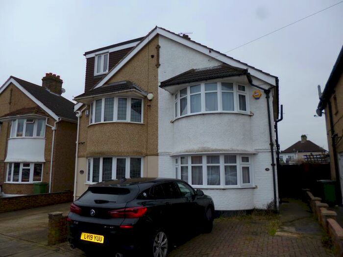 2 Bedroom Semi-Detached House To Rent In Plymstock Road, Welling, DA16