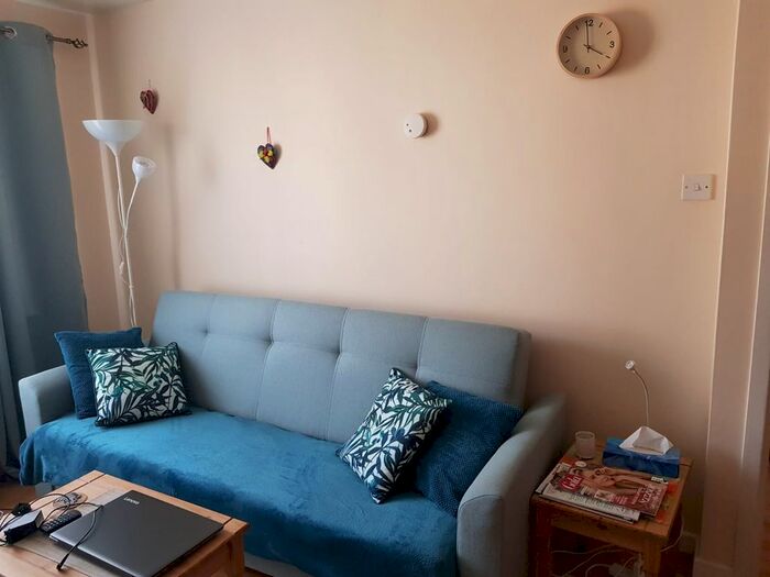1 Bedroom Flat To Rent In Melbourne Road, Tilbury, RM18