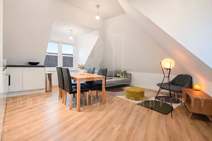 Studio To Rent In Moxon Street, High Barnet, Barnet, EN5