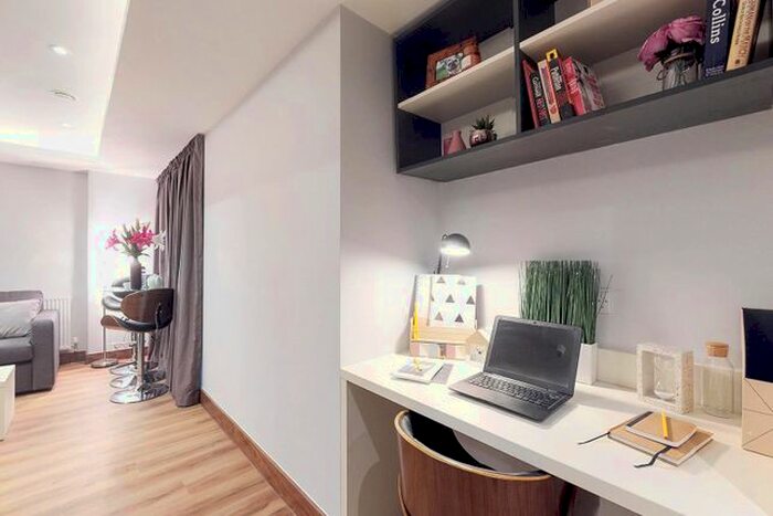Studio To Rent In Apt, Oasis Residence #, LS2