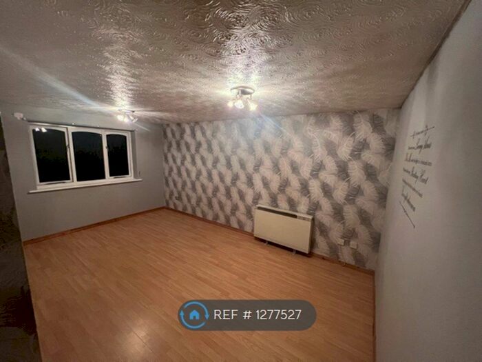 1 Bedroom Flat To Rent In Heberden Court, Purfleet RM19