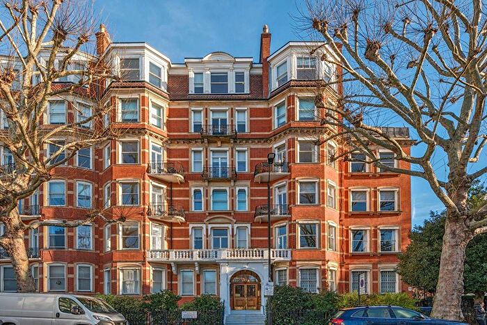 4 Bedroom Flat For Sale In Marloes Road, London, W8