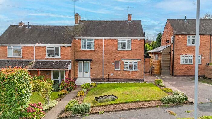3 Bedroom Semi-Detached House For Sale In Welford Road, Dosthill, Tamworth, Staffordshire, B77