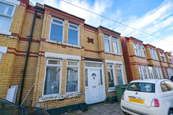 3 Bedroom Semi Detached House For Sale In Agnes Grove, Wallasey, Wirral, CH44