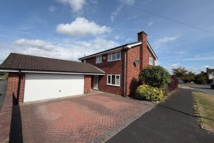 4 Bedroom Detached House To Rent In Bickerton Road, Altrincham, WA14