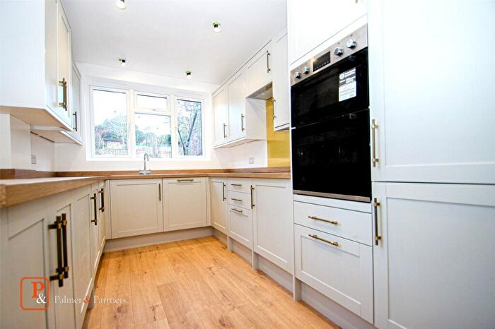 3 Bedroom Semi-Detached House To Rent In Ipswich Road, Colchester, Essex, CO4