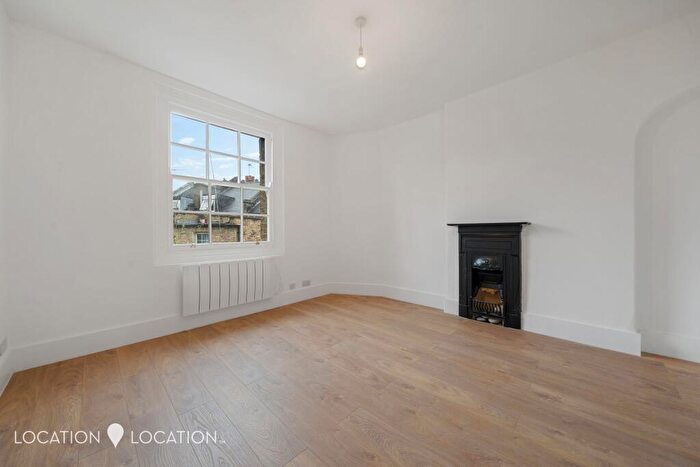 1 Bedroom Flat To Rent In Gibson Gardens, London, N16