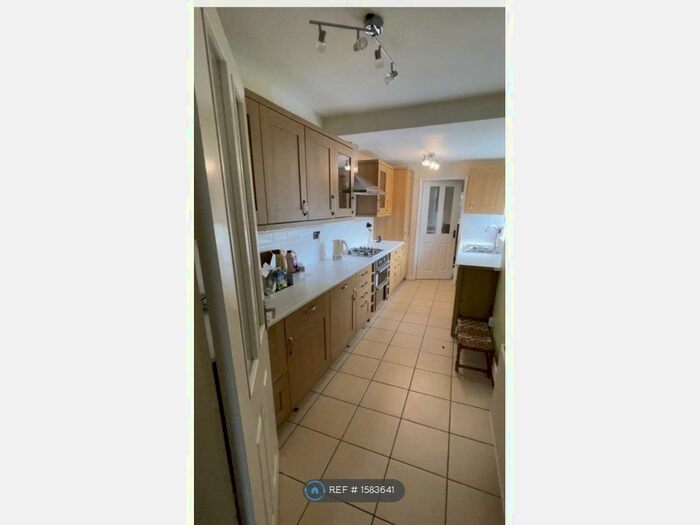 4 Bedroom Terraced House To Rent In Allesley Old Road, Coventry, CV5