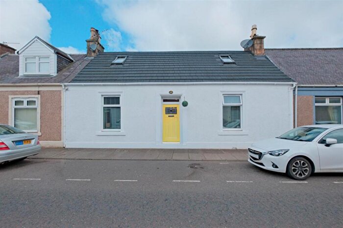 3 Bedroom Terraced House For Sale In New Street, Stonehouse, ML9