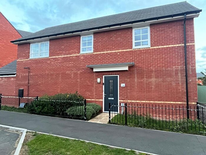 2 Bedroom Coach House For Sale In Cicero Crescent, Fairfields, Milton Keynes, MK11