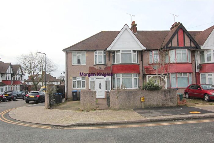 5 Bedroom End Terrace House For Sale In Balnacraig Avenue, Neasden, NW10