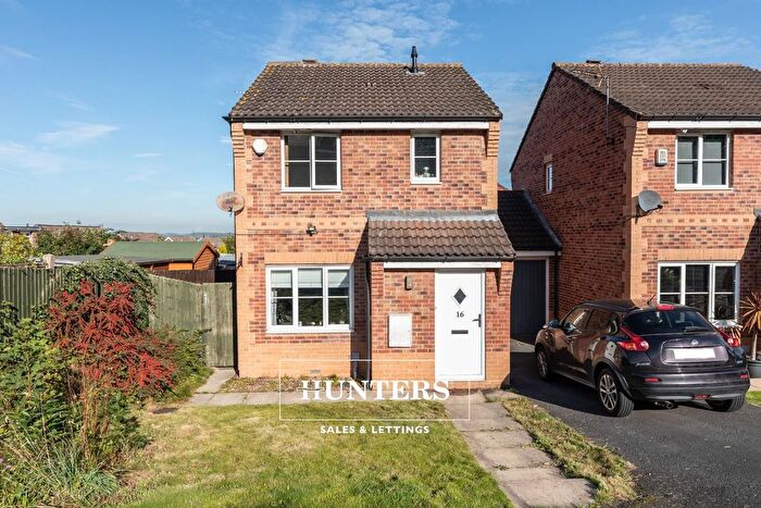 3 Bedroom Link Detached House For Sale In Meadowcroft Crescent, Castleford, WF10