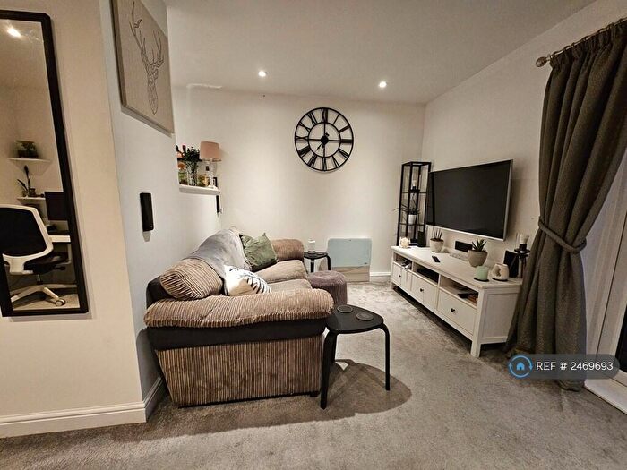 1 Bedroom Maisonette To Rent In Locks Heath, Locks Heath, SO31