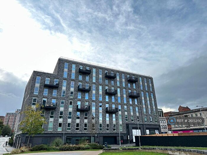 1 Bedroom Flat To Rent In Chapel Street, Salford, M3