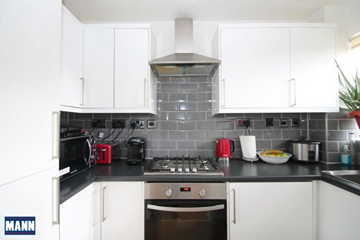 2 Bedroom House To Rent In Knights Manor Way, Dartford, DA1