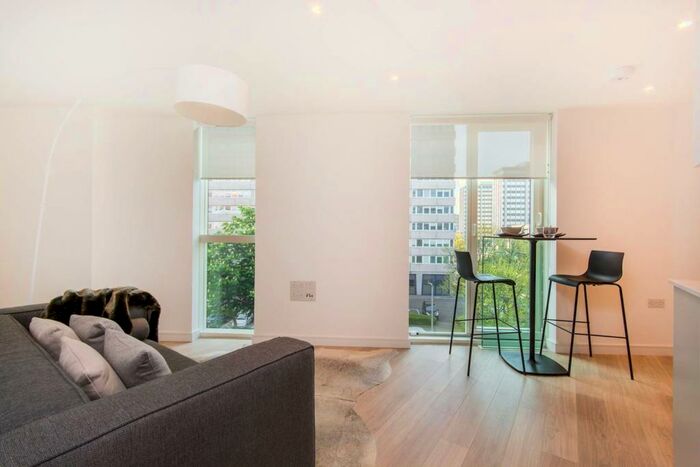 Studio To Rent In Saffron Central Square, Croydon, CR0