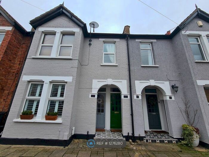 2 Bedroom Maisonette To Rent In Shortlands Gardens, Bromley BR2