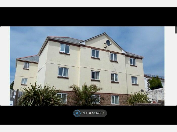 1 Bedroom Flat To Rent In East Hill, Camborne, TR14