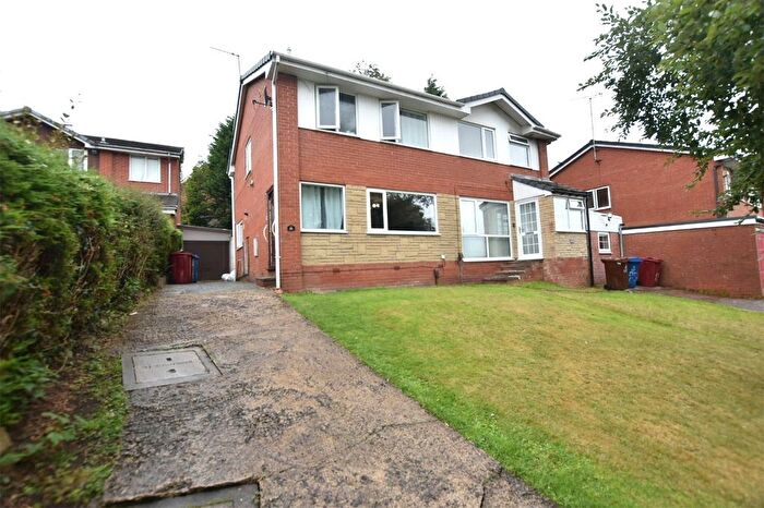 3 Bedroom Semi-detached House For Sale In Openshaw Drive, Blackburn, Lancashire, BB1
