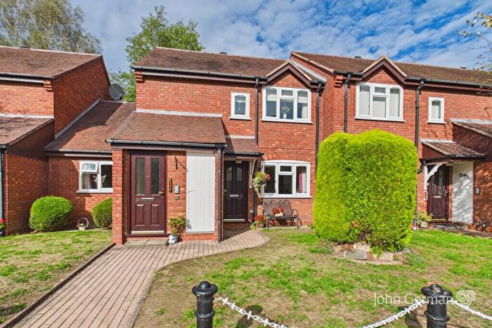 2 Bedroom Apartment For Sale In Station Road, Barton-under-Needwood, DE13