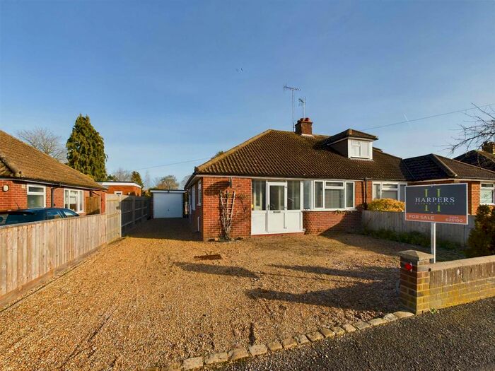3 Bedroom Semi-Detached House For Sale In Thornton Crescent, Wendover, HP22