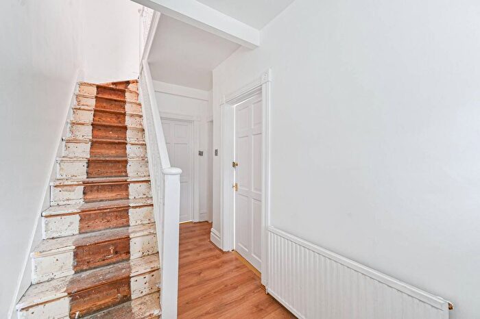 4 Bedroom Terraced House To Rent In Sherwood Avenue, Streatham Vale, London, SW16