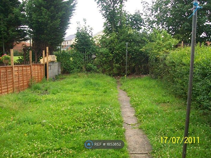 3 Bedroom Terraced House To Rent In Ilminster Avenue, Bristol, BS4