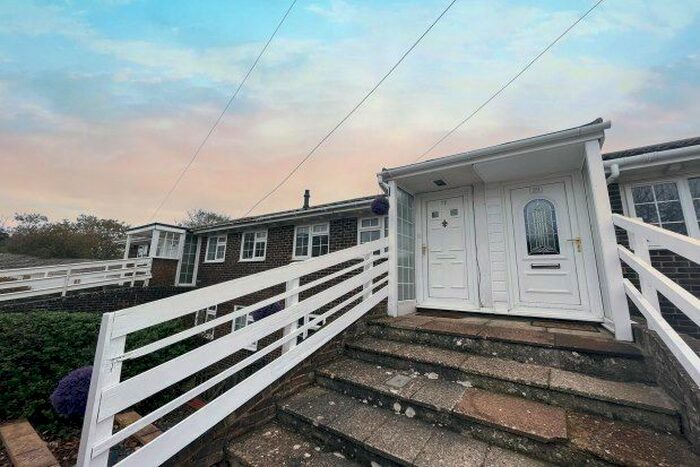 3 Bedroom Property To Rent In Leighwood Close, Ryde, PO33