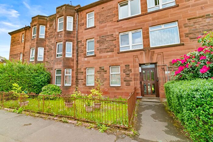 3 Bedroom Flat For Sale In Paisley Road West, Cardonald, G52