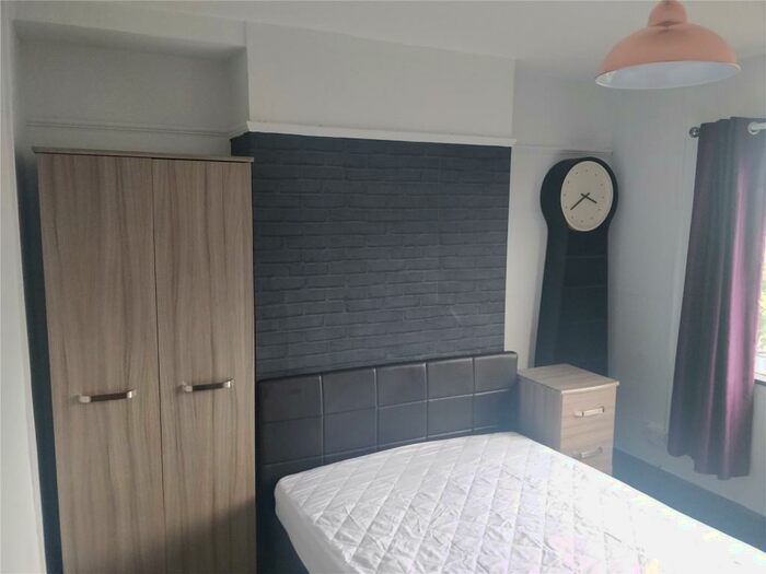 4 Bedroom Semi-Detached House To Rent In Trem Elidir, Bangor, LL57