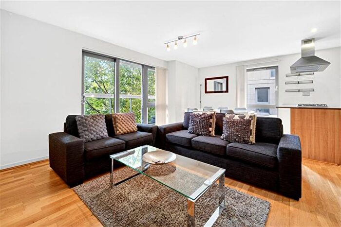 3 Bedroom Flat For Sale In Orchid Apartments, Crowder Street, London, E1