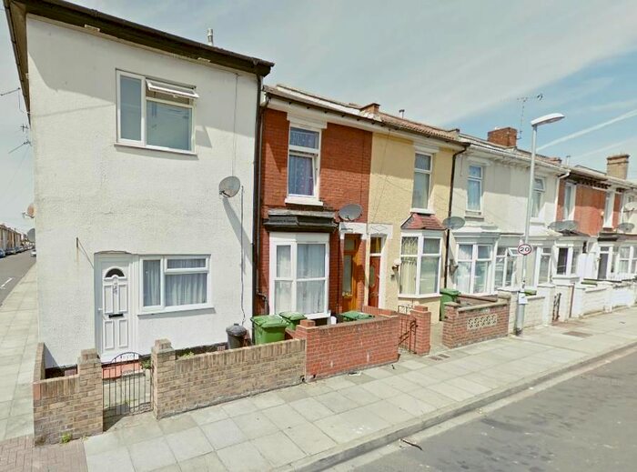 1 Bedroom Flat To Rent In Lynn Road, Portsmouth PO2