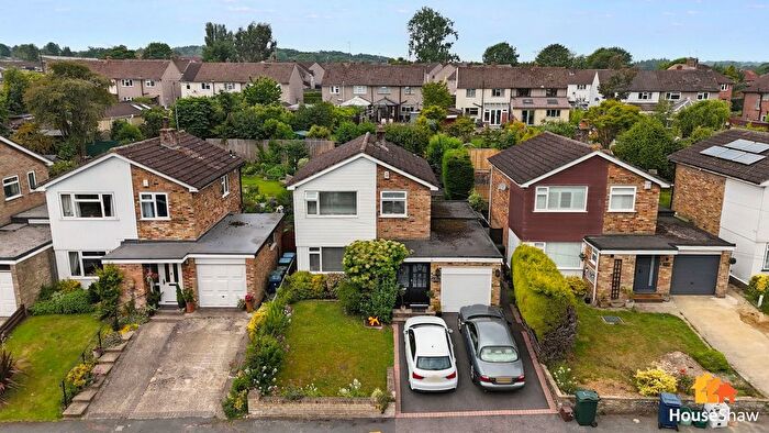 4 Bedroom Detached House For Sale In Beech Avenue, Lane End, HP14