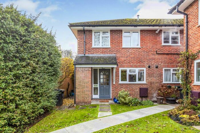 2 Bedroom End Of Terrace House To Rent In Orchehill Avenue, Gerrards Cross, SL9