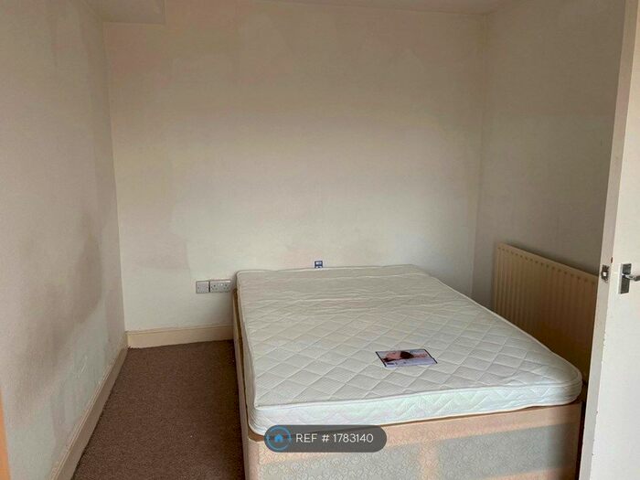 1 Bedroom Flat To Rent In Arundell Street, Nottingham, NG7