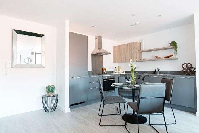 2 Bedroom Apartment To Rent In Trentham Street, Manchester, Greater Manchester, M15