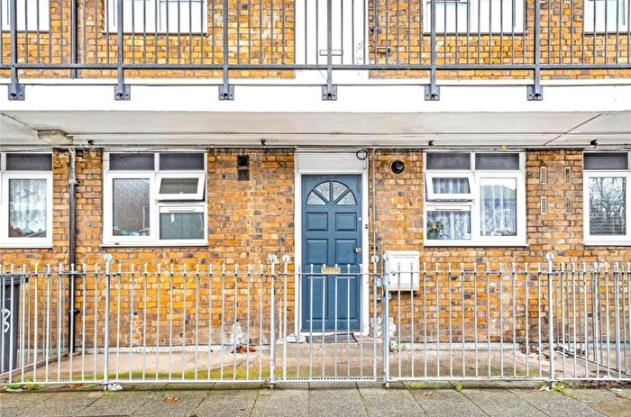 1 Bedroom Flat For Sale In King Court, Capworth Street, Leyton, E10