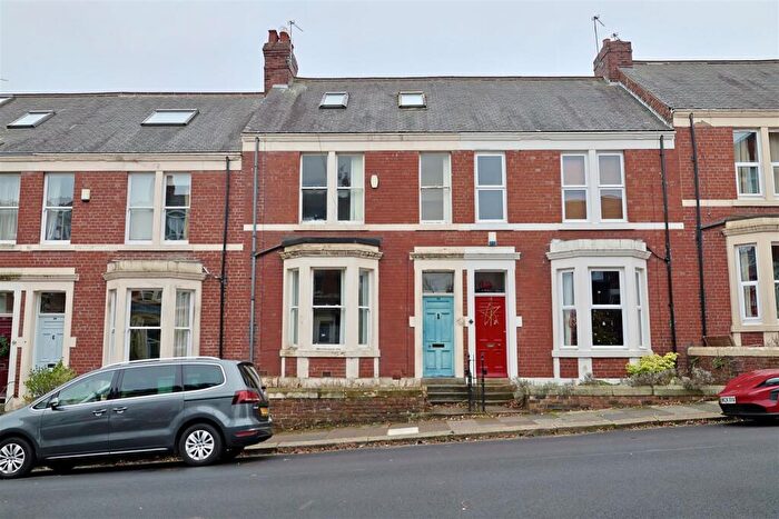 5 Bedroom Terraced House For Sale In Ripon Gardens, Jesmond Vale, Newcastle Upon Tyne, NE2