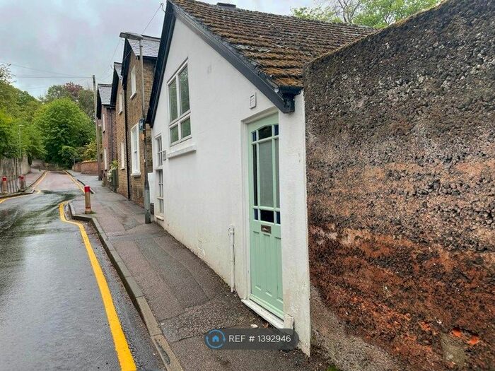 4 Bedroom Detached House To Rent In Chesham Road, Berkhamsted, HP4