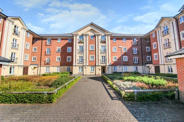 2 Bedroom Flat To Rent In Brunel Crescent, Swindon, SN2
