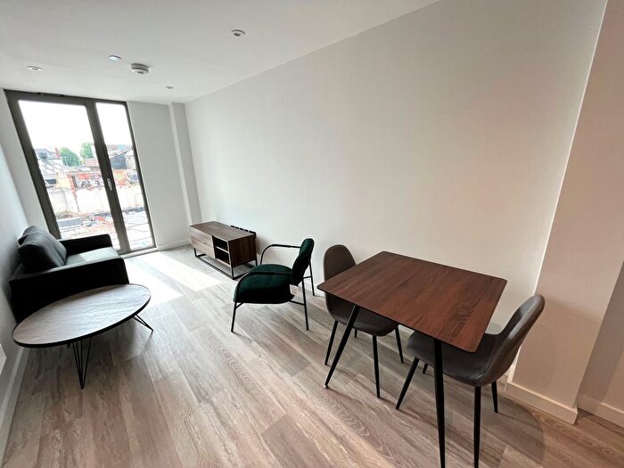 1 Bedroom Property To Rent In Apex Lofts, Birmingham, B12