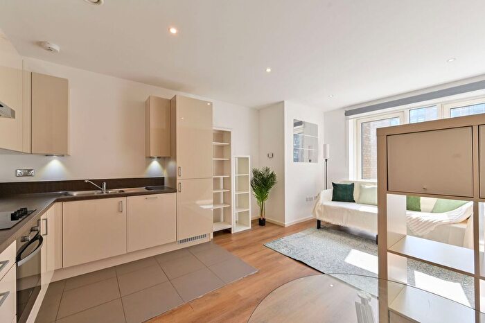 Studio To Rent In Battersea Reach, Battersea, London, SW18
