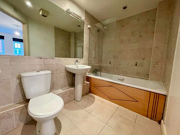 2 Bedroom Apartment To Rent In Building, New Market Street, Birmingham, B3