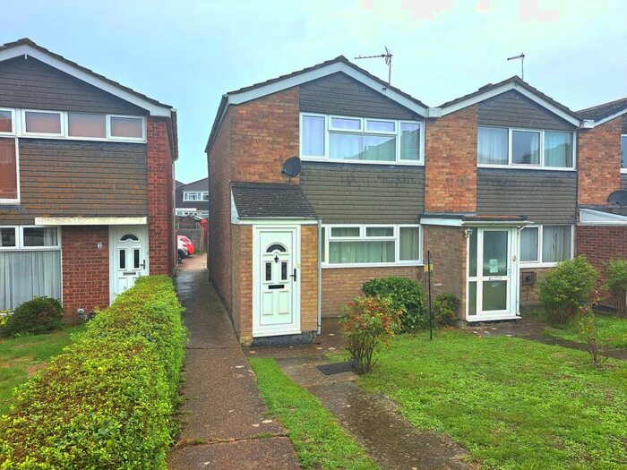 2 Bedroom End Of Terrace House To Rent In Moat Walk, Gosport, PO12